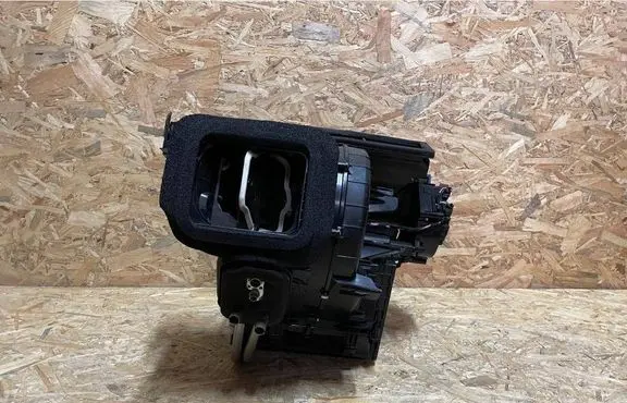 Jaguar E-Pace Interior heater climate box assembly N8D219B555AB