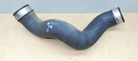 Mercedes-Benz E W211 Intercooler hose/pipe A2115282682