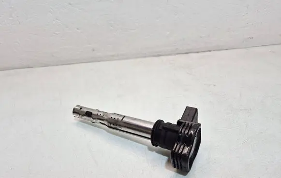 Audi Q5 SQ5 8R High voltage ignition coil C16274
