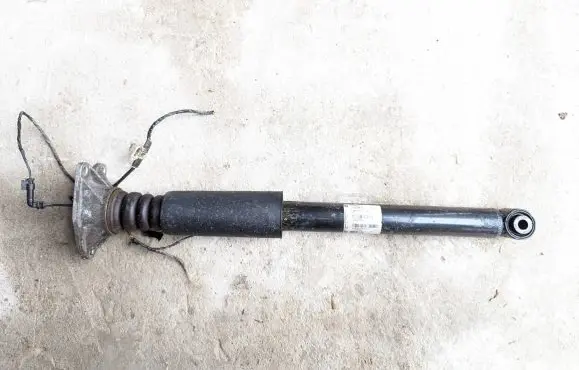BMW X1 F48 F49 Rear shock absorber/damper 6869231 6867478
