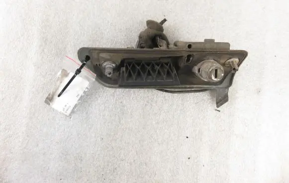 Volkswagen Caddy Rear door exterior handle/bracket 2K0827565G