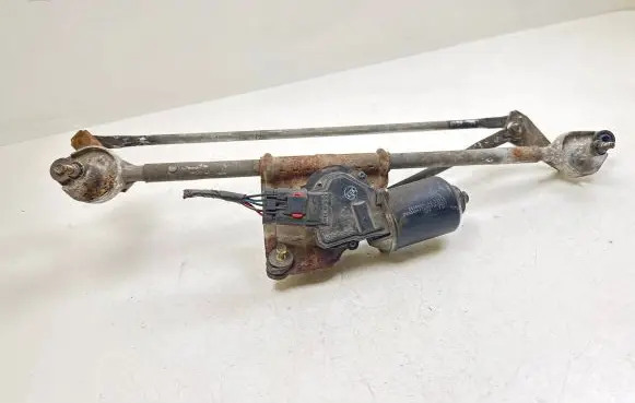 Chrysler PT Cruiser Front wiper linkage and motor 05288695AA 70113 AX1590105611