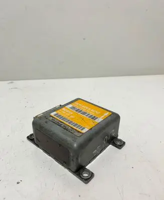 Mercedes-Benz E W210 Airbag control unit/module 0008209726