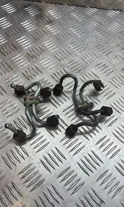 BMW 5 E60 E61 Fuel injector supply line/pipe 