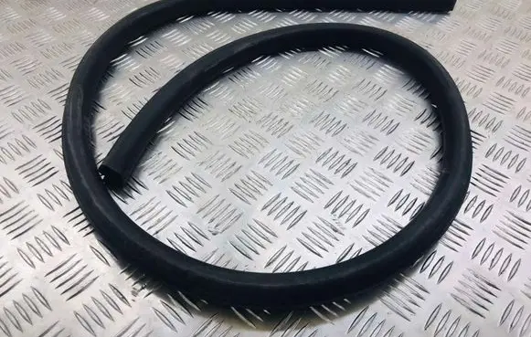 Audi A5 8T 8F Front door rubber seal