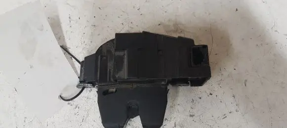 Peugeot 207 Tailgate/trunk/boot lock/catch/latch 9660403980 16K070076897