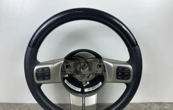 Jeep Grand Cherokee Steering wheel