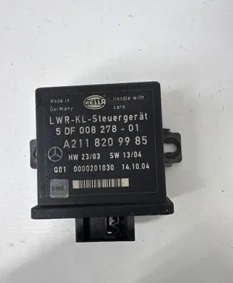 Mercedes-Benz E W211 Light module LCM A2118209985 5DF00827801 0000201030