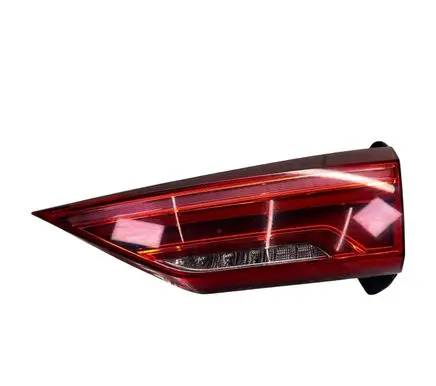Audi Q3 F3 Tailgate rear/tail lights 83A945094A 646500 646754