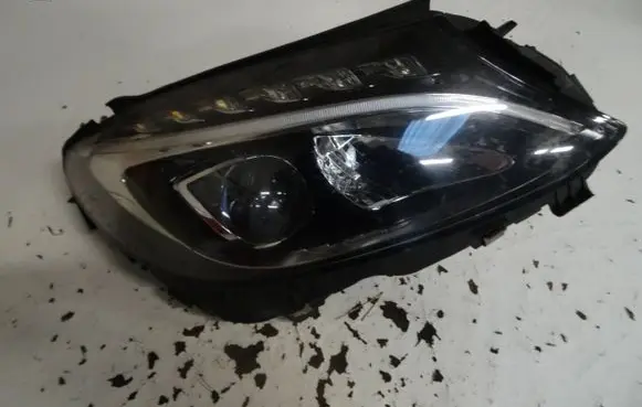 Mercedes-Benz C W205 Headlight/headlamp