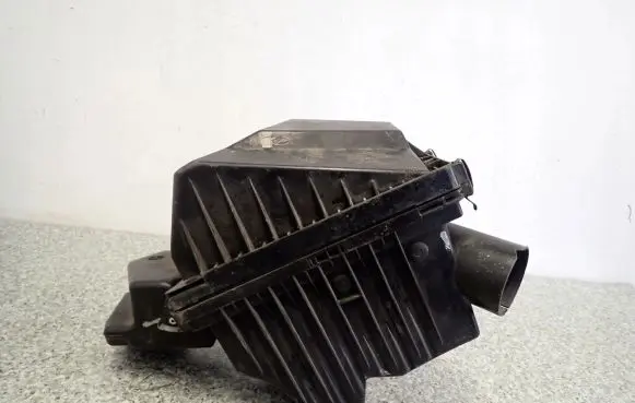 Nissan Almera N16 Air filter box cover 