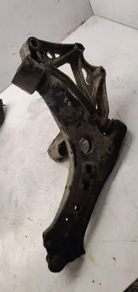 Skoda Roomster (5J) Front lower control arm/wishbone 6q0199293D