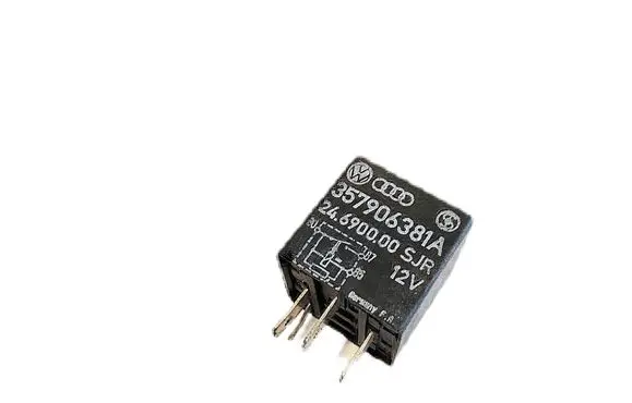 Volkswagen Golf IV Other relay 357906381A