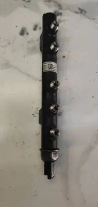 Fuel main line pipe