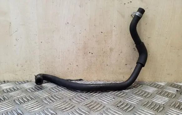 Gearbox oil cooler pipe/hose