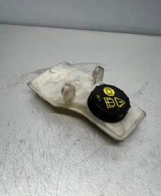 Ford S-MAX Brake fluid reservoir 6G912K478BB