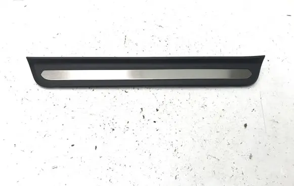 KIA EV9 Rear sill trim cover M10DLH