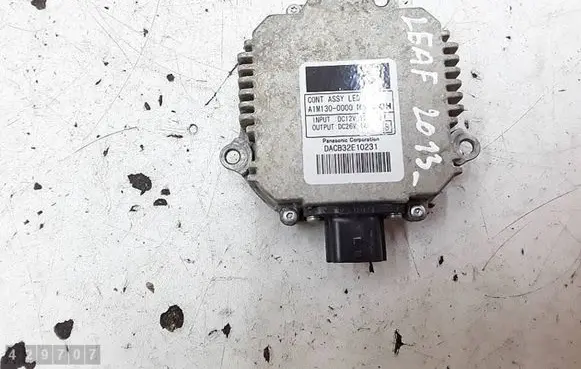 Nissan Leaf I (ZE0) Light module LCM A1M1300000 DACB32E10231
