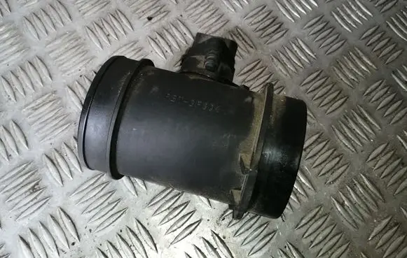 Audi A6 S6 C5 4B Mass air flow meter 0281002429