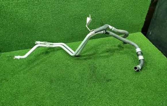 Renault Trafic III (X82) Engine coolant pipe/hose 217403149R 93450194