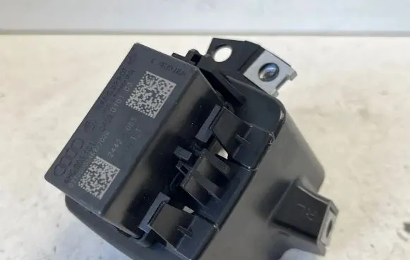 Audi A6 S6 C7 4G Ignition key card reader 4H0909131 3409010103