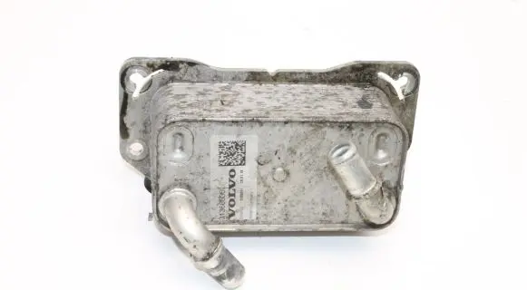 Volvo V60 Engine oil radiator 31368636