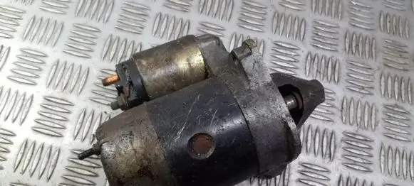 Mazda 323 Starter motor m3t38882