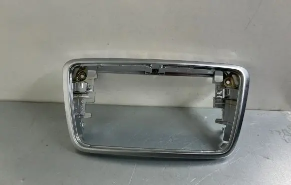 Mercedes-Benz CLA C117 X117 W117 Radio/GPS head unit trim A1766890018