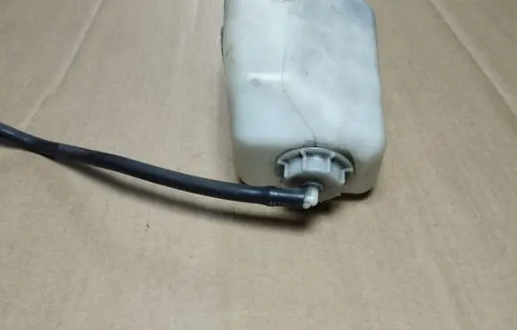 Honda Accord Windshield washer fluid reservoir/tank
