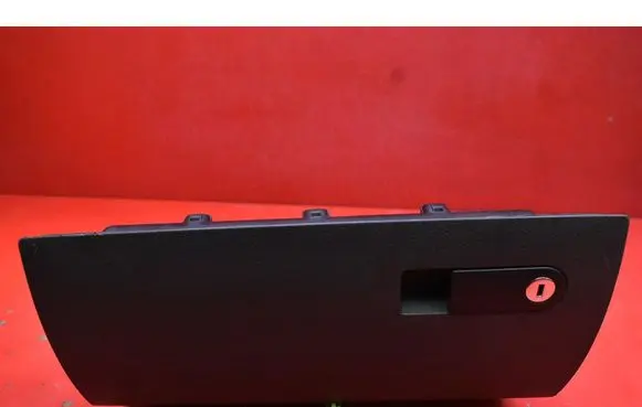 Volkswagen Transporter - Caravelle T5 Glove box 