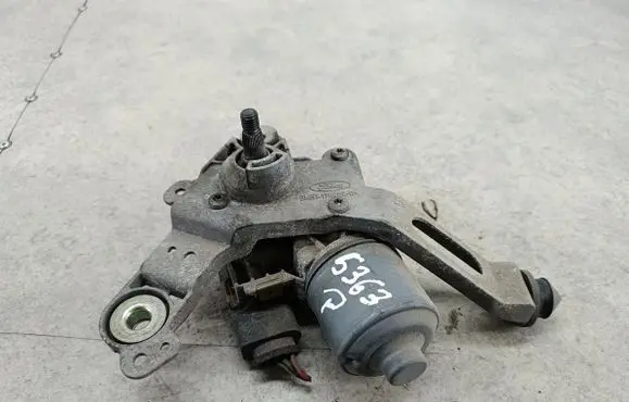 Ford Focus Front wiper linkage 