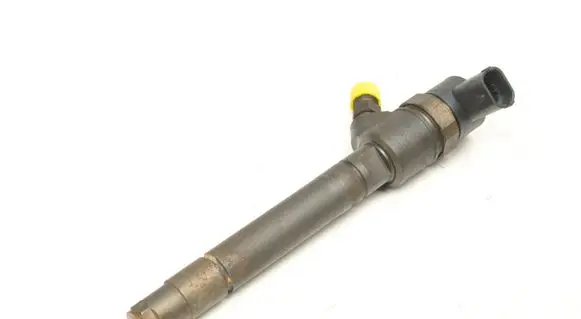 Volvo XC60 Fuel injector 30777526