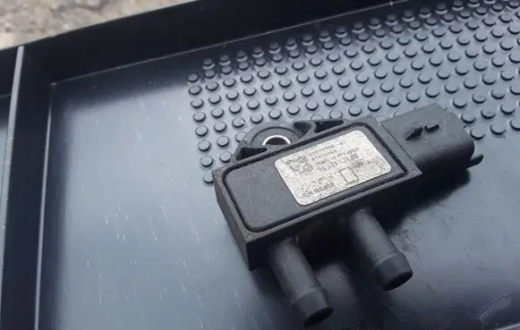 Peugeot 508 Air pressure sensor 9662143180