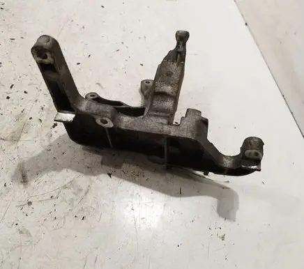 Volvo V50 Engine mounting bracket AV6Q9B470BB