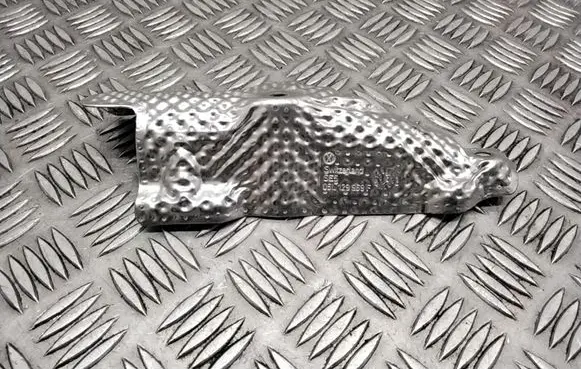 Audi Q5 SQ5 Heat shield in engine bay 05L129969F