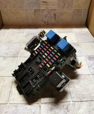 Hyundai Santa Fe Fuse module 9118826105 9540026511