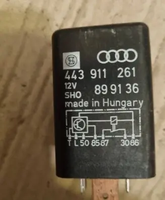 Volkswagen Golf III Other relay 443911261 TL508587 899136