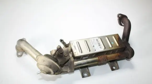 Toyota Avensis T270 EGR valve cooler 256010R020