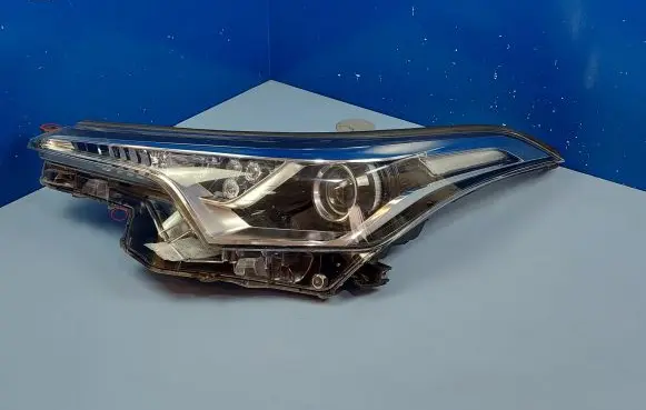 Toyota C-HR I Headlight/headlamp 81150F4031 81150F403100