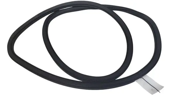 Volvo V40 Rubber seal front coupe door 