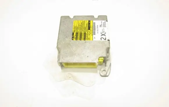 Toyota Avensis T250 Airbag control unit/module 8917005220