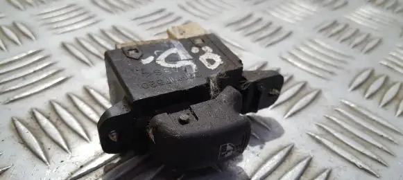 Hyundai Santa Fe Electric window control switch 935753c010 93575-3c010