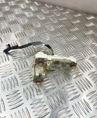BMW 3 E90 E91 Tail light part 7160075 16112007 532981038151
