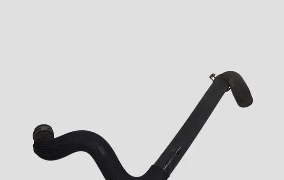 Peugeot 207 Engine coolant pipe/hose