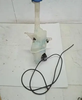 Hyundai i20 (PB PBT) Windscreen/windshield washer pump 985102J000