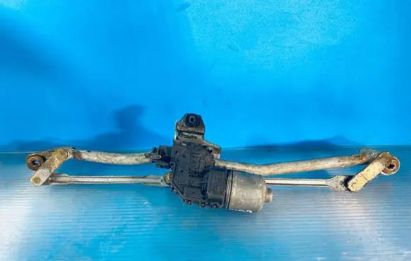 Audi A4 S4 B6 8E 8H Front wiper linkage and motor 8E1955119