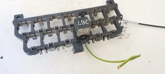 Audi A4 S4 B5 8D Fuse box set 8d0937503