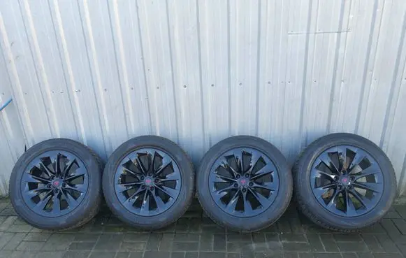 Tesla Model X R19 alloy rim 1059337-00-A