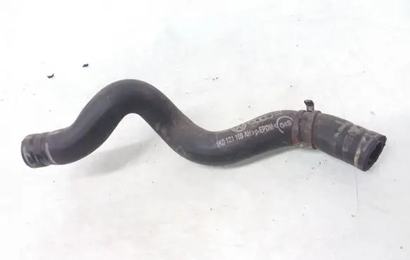 Audi A3 S3 A3 Sportback 8P Engine coolant pipe/hose 1K0121109AH