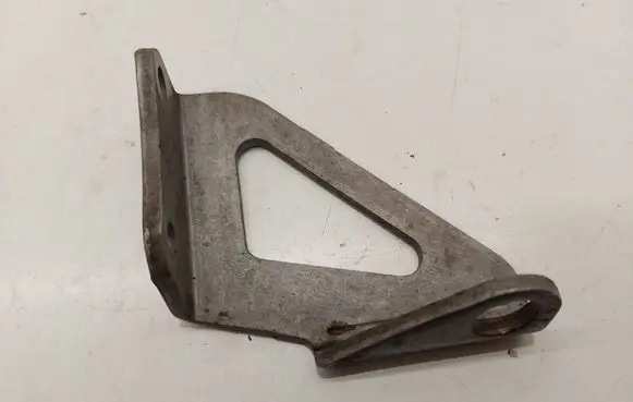 Skoda Octavia Mk2 (1Z) Engine mounting bracket 03C199207